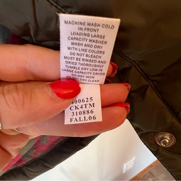 2006 Old Navy Puffer Vest Retro Ski Style Dark Green,Pink and Purple - Picture 6 of 8